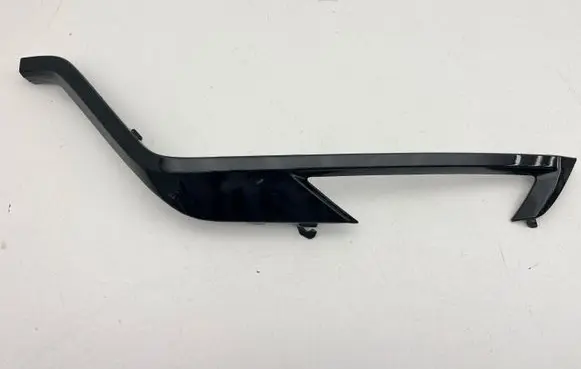 Volvo XC60 Front bumper splitter molding 32227911