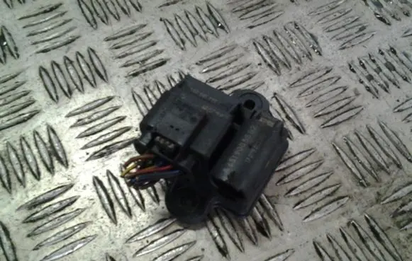 Mercedes-Benz A W176 Glow plug pre-heat relay A6519005502