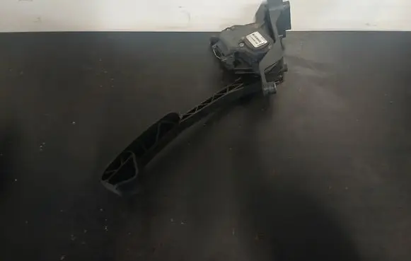 Volvo XC90 Accelerator throttle pedal 6PV00853717 30683518