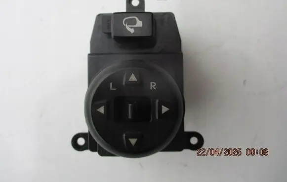 KIA Sorento Wing mirror switch 935742P010