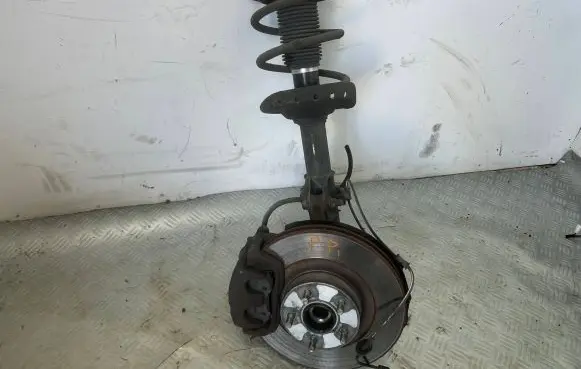 Subaru Impreza III Front wheel hub spindle knuckle