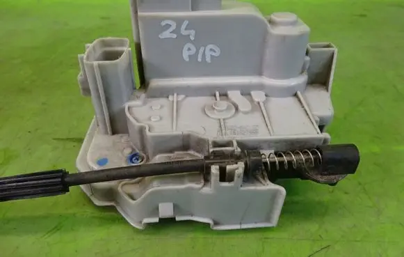 Fiat Bravo Front door lock