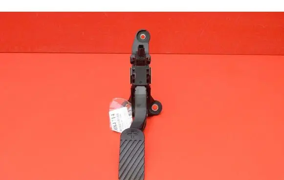 KIA EV6 Accelerator throttle pedal 00136810CAV3