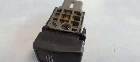 Subaru Legacy Windscreen/window heater switch