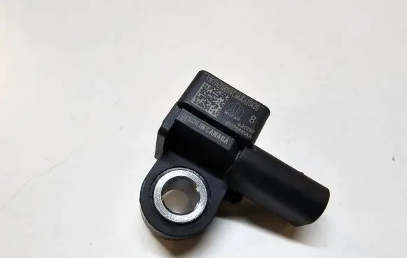 Jeep Grand Cherokee WL Airbag deployment crash/impact sensor 68370841AA