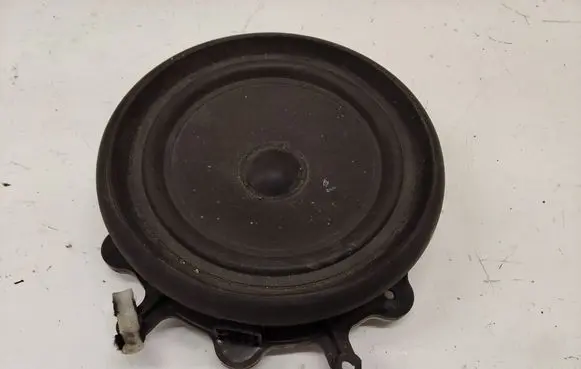 Audi A4 S4 B6 8E 8H Rear door speaker 8E0035411