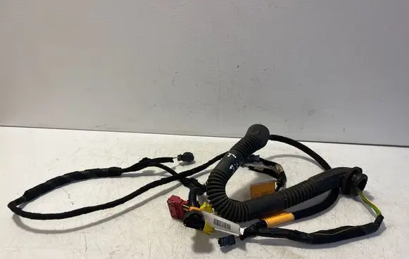 Opel Vivaro Loading door wiring loom 9812453380