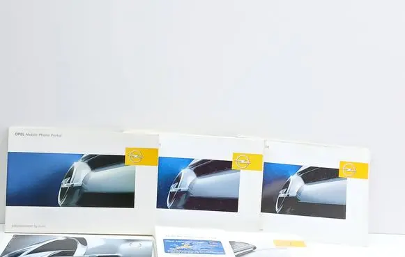 Opel Vectra C Owners service history hand book 