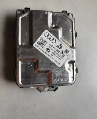 Volkswagen Tiguan Headlight ballast module Xenon 8V0907399B 00060171
