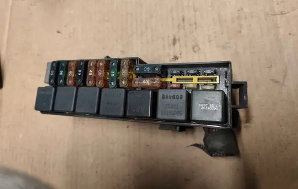 Fuse box set