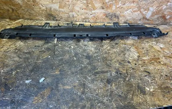 Peugeot 308 Other engine bay part 9807815180