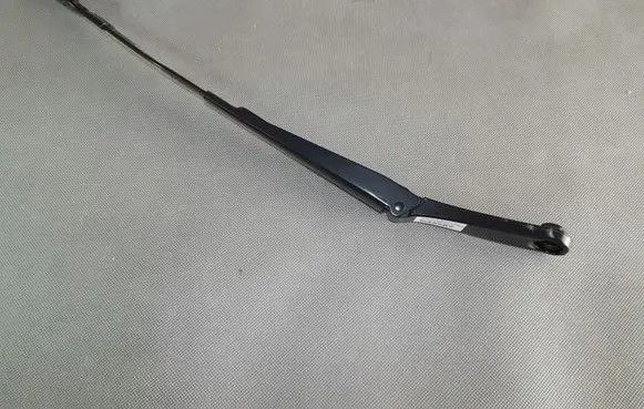 Audi A5 Front wiper blade arm 8W7955405
