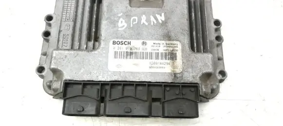 Renault Megane II Engine control unit/module 0281010769 8200184294 8200269883