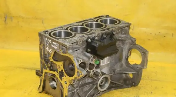 Ford Focus Engine block 