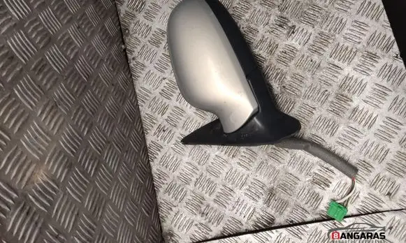 Volvo XC70 Front door electric wing mirror 