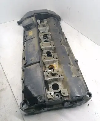 BMW 5 E39 Rocker cam cover 1703341 1928402937