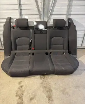 Volkswagen PASSAT B8 Second row seats 