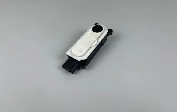 Volkswagen Tiguan Radiator active air flap actuator 5QS965501E 5QS965501
