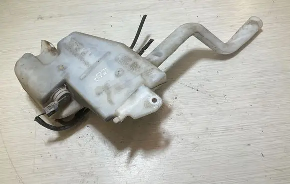 Jeep Cherokee Windshield washer fluid reservoir/tank 55155883AD 9991