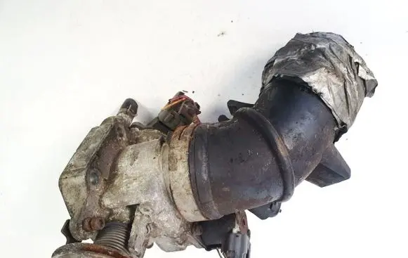 Mazda 626 Throttle valve position sensor e9t06871 8629
