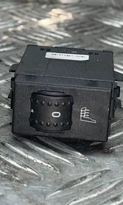 Ford Focus C-MAX Seat heating switch 3m5t19k314ad