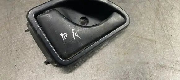 Renault Kangoo I Front door interior handle 8200247802