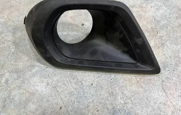 Subaru XV Front fog light trim/grill 57731SG030