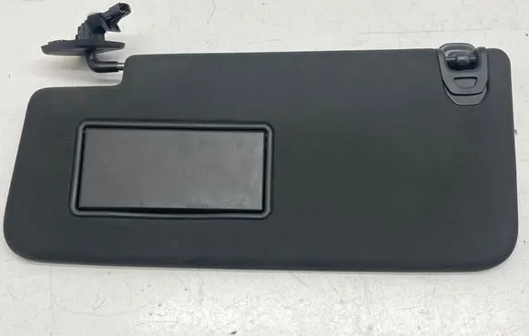 Sun visor
