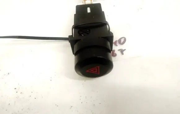 KIA Sorento Hazard light switch 864W0140