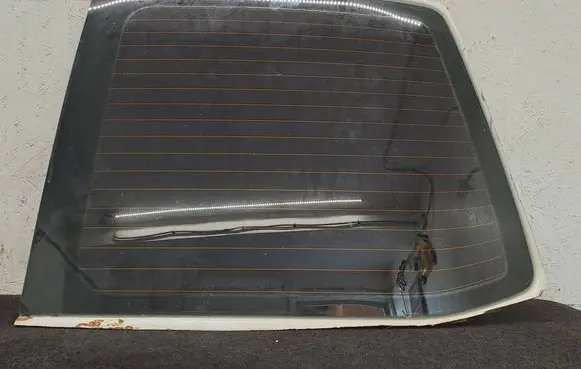 Volkswagen Transporter - Caravelle T5 Loading door trunk window/glass 
