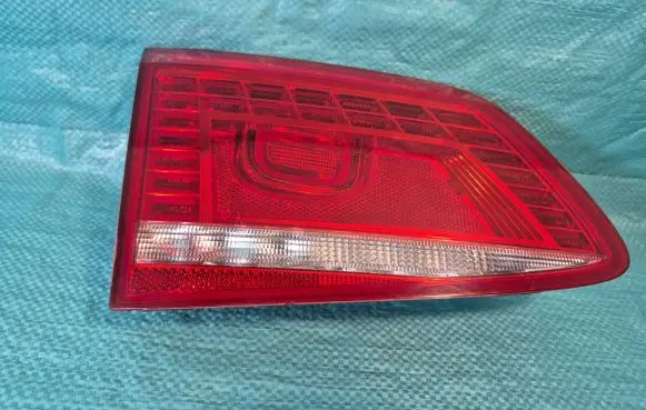 Volkswagen PASSAT B7 Tailgate rear/tail lights 3AF945207E