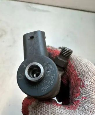 Fiat Panda II Fuel injector 0445110351