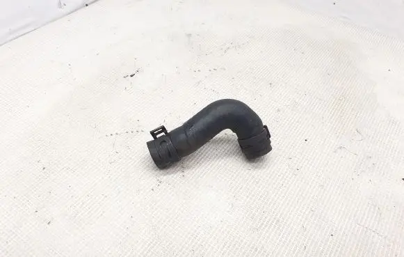 Audi A3 S3 8V Engine coolant pipe/hose 04L121058H