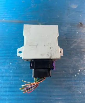 Toyota Corolla Verso AR10 Window wiper relay 150696