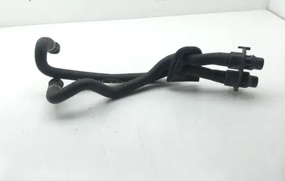 Volvo V60 Engine coolant pipe/hose
