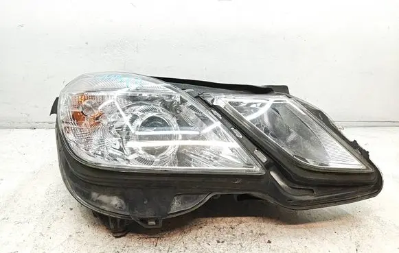 Mercedes-Benz E W212 Headlight/headlamp A2128208461 0108000400000501
