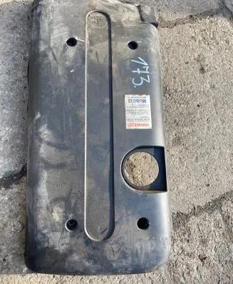 Mercedes-Benz E W211 Engine cover (trim) A6460100567 054769B013547B