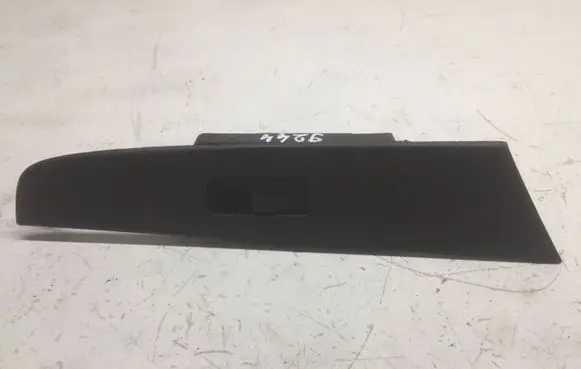 Mazda 3 I Electric window control switch BP4K5581J 03123110BP4L66380