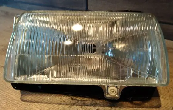 Volkswagen Jetta II Headlight/headlamp