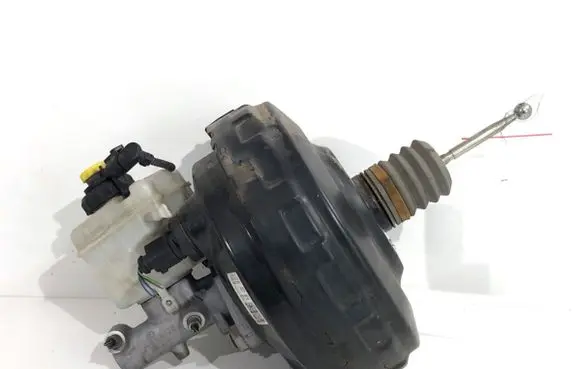Audi Q7 4L Brake booster 7L8612101M