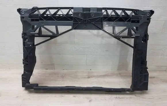 Seat Leon (5F) Radiator support slam panel 5F0805594C