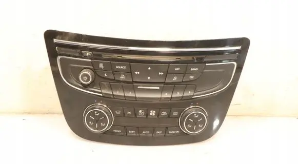 Head unit multimedia control