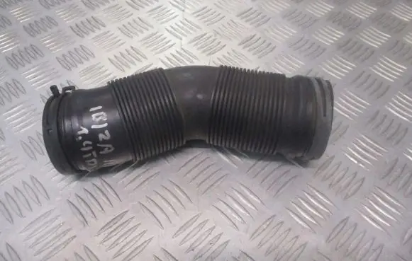 Seat Ibiza III (6L) Air intake hose/pipe 6Q0129684C