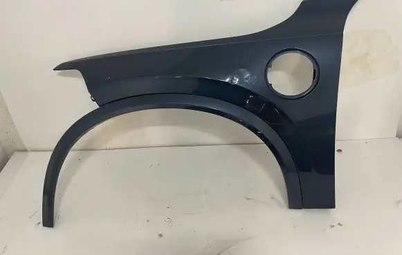 Volvo XC90 Fender