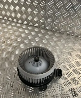 Toyota Land Cruiser (J150) Heater fan/blower 8710360410