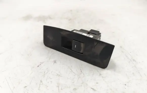 Ford Taurus Electric window control switch AG1314B135AD