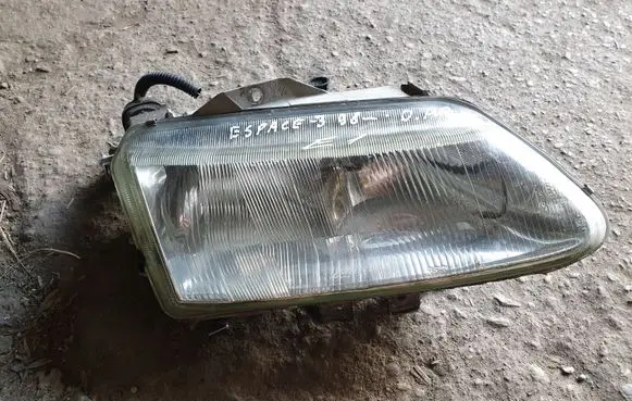 Renault Espace III Headlight/headlamp