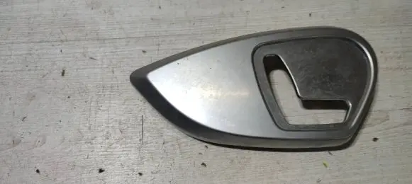 Mercedes-Benz ML W164 Seat trim 3122184