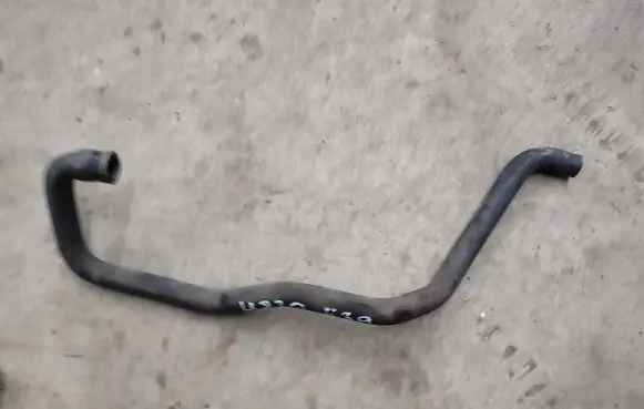 BMW 5 E39 Engine coolant pipe/hose