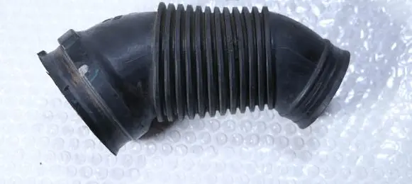 Audi A6 S6 C6 4F Air intake hose/pipe 4F0129615G